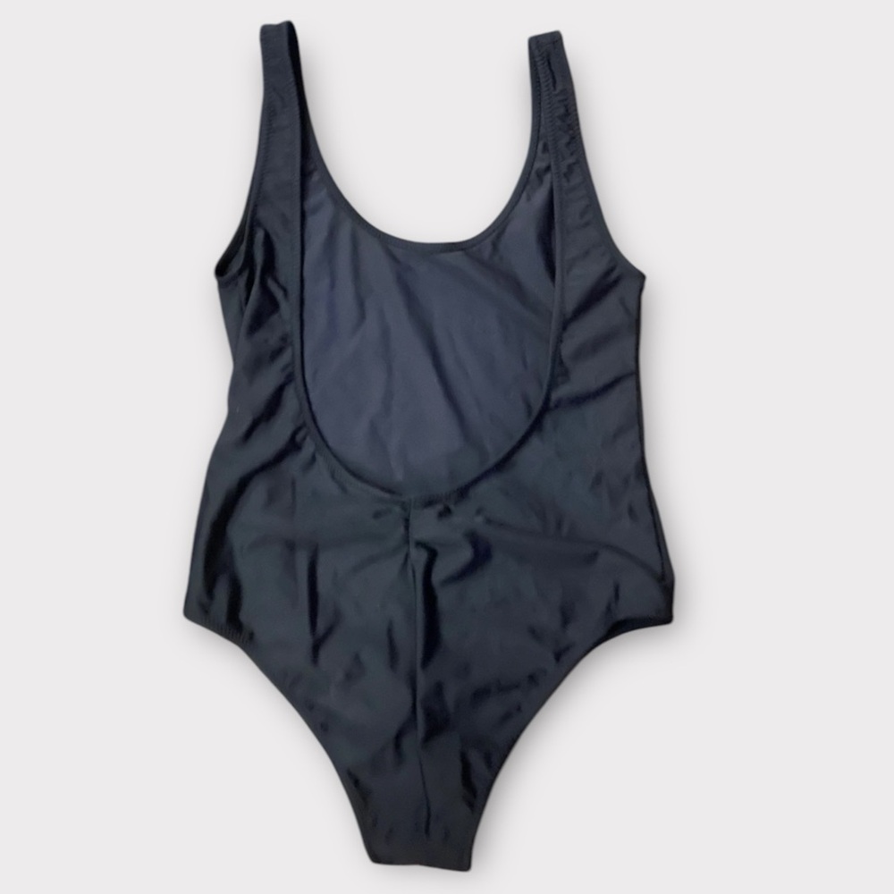 Sueño low back one piece